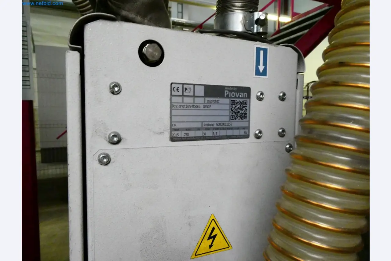 Engel Spritzgießmaschinen und Maschinen aus der Kunststoffindustrie-2