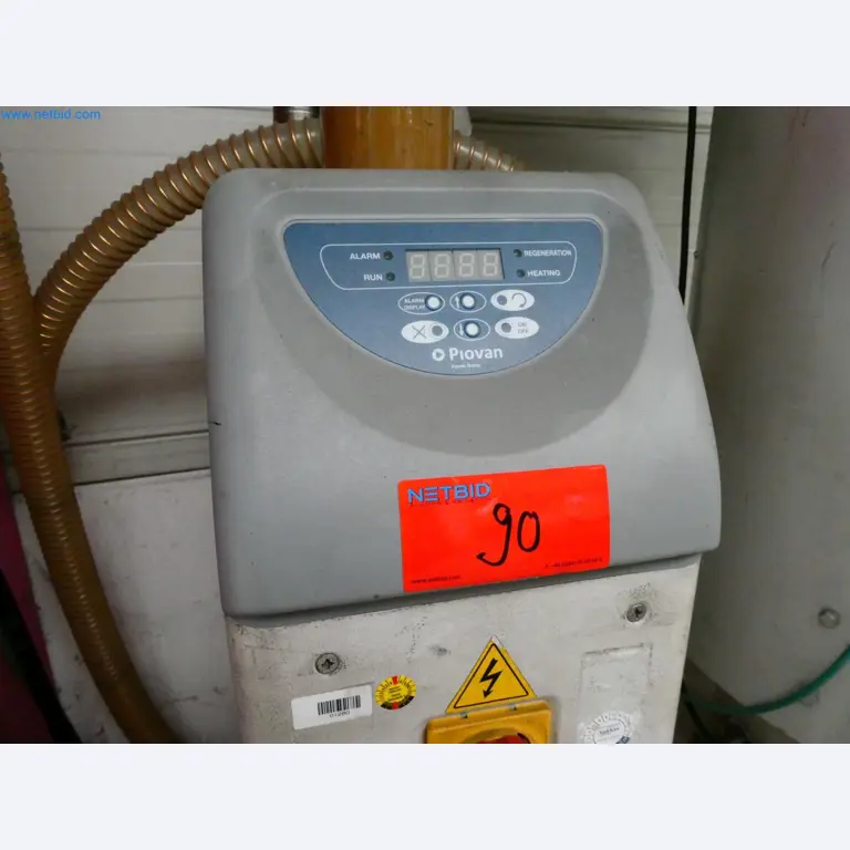 Engel Spritzgießmaschinen und Maschinen aus der Kunststoffindustrie-9