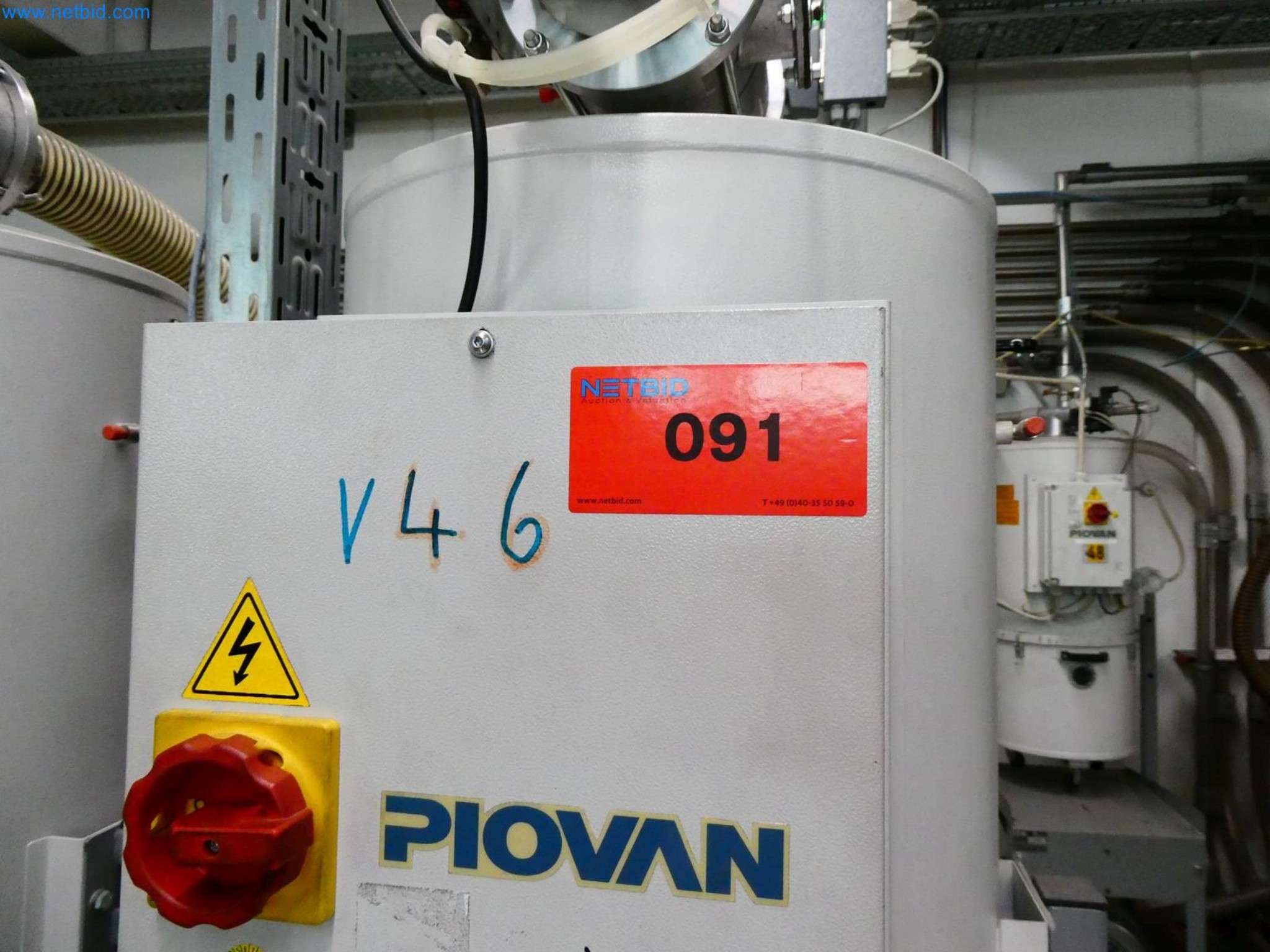 Engel Spritzgießmaschinen und Maschinen aus der Kunststoffindustrie-12