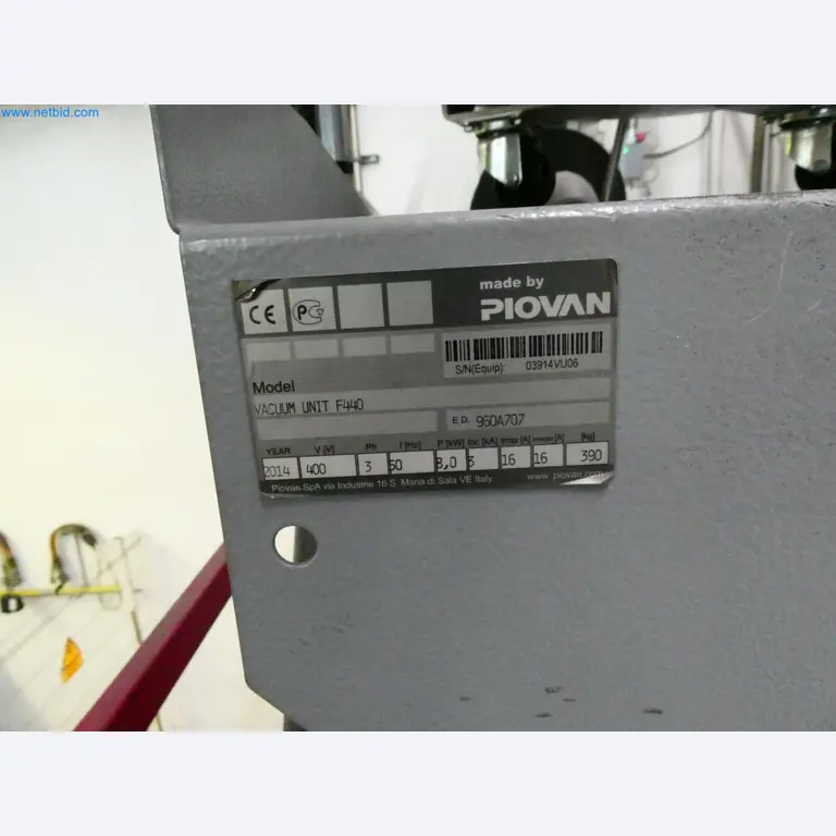 Engel Spritzgießmaschinen und Maschinen aus der Kunststoffindustrie-4