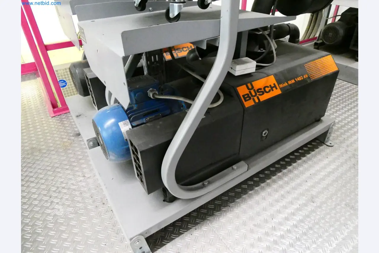 Engel Spritzgießmaschinen und Maschinen aus der Kunststoffindustrie-6