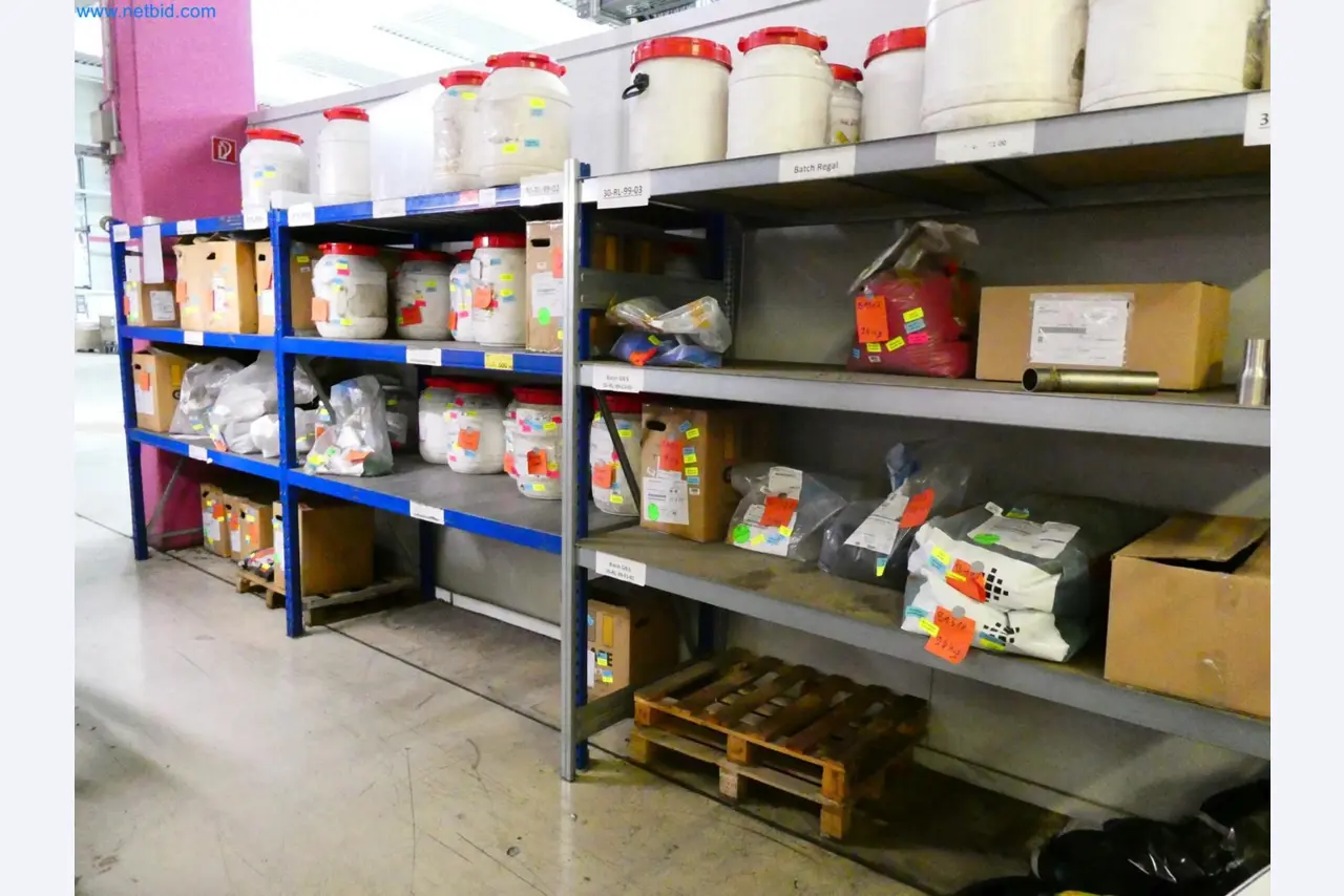 Engel Spritzgießmaschinen und Maschinen aus der Kunststoffindustrie-1