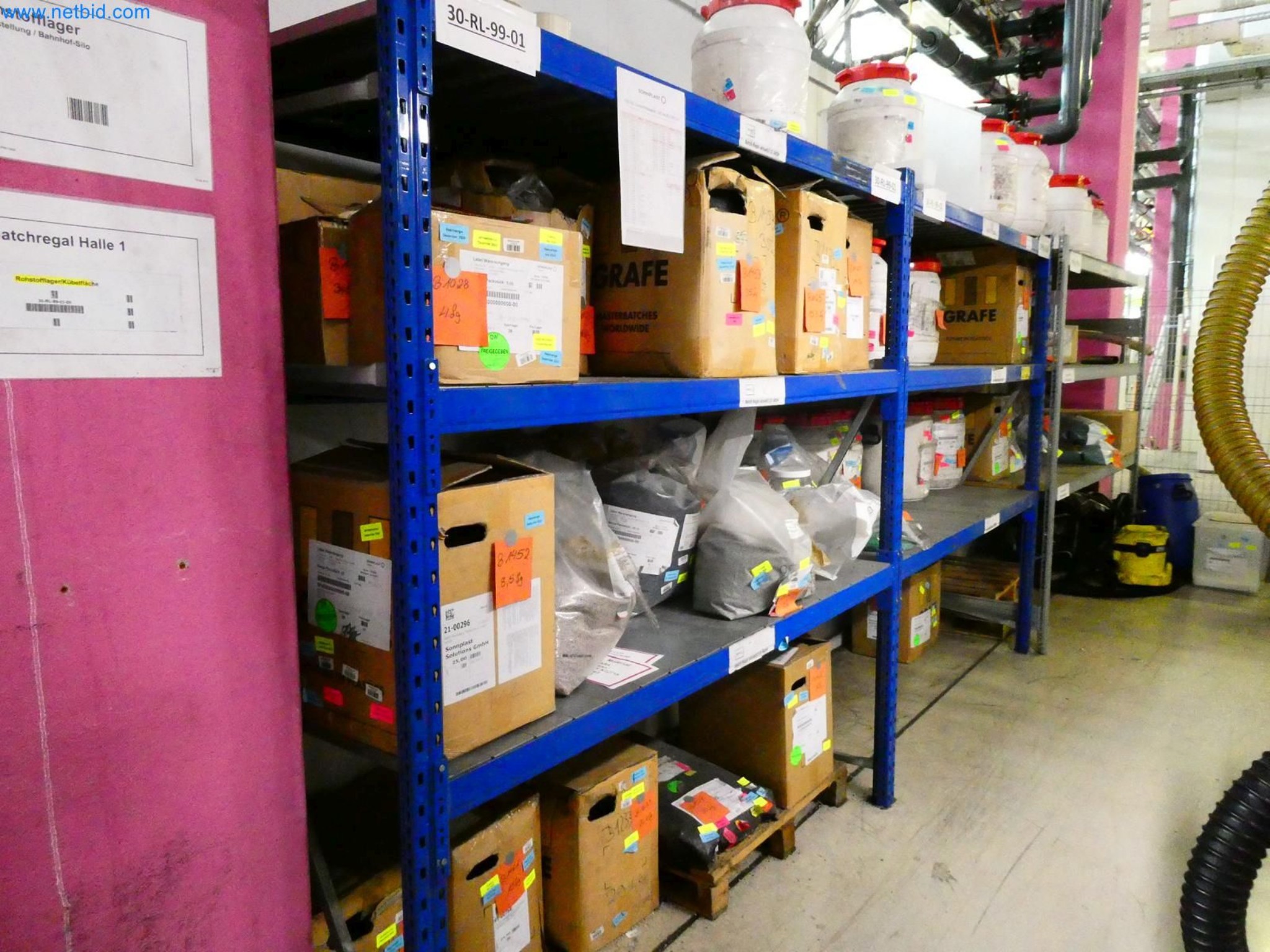 Engel Spritzgießmaschinen und Maschinen aus der Kunststoffindustrie-3