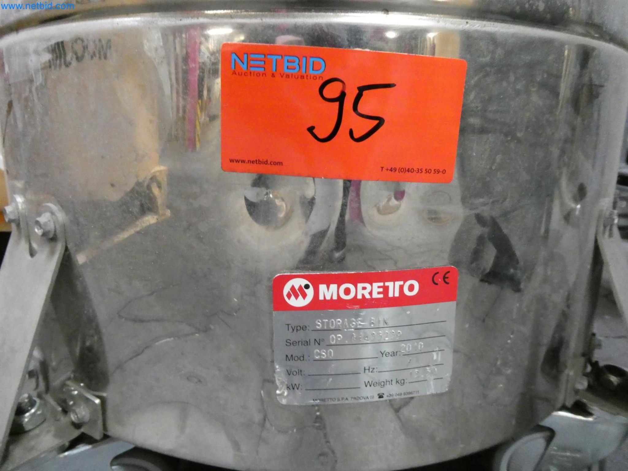 Engel Spritzgießmaschinen und Maschinen aus der Kunststoffindustrie-4