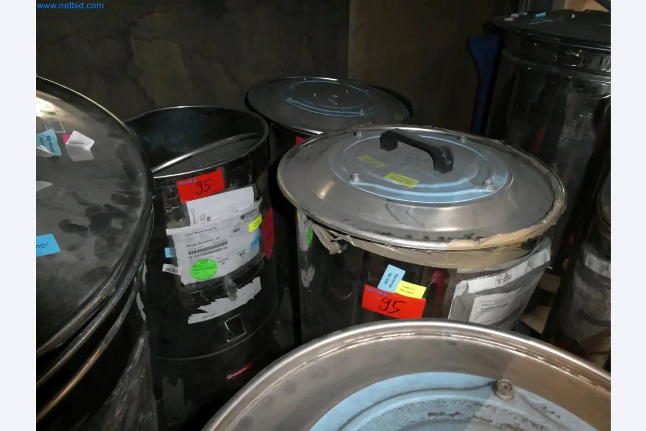 Engel Spritzgießmaschinen und Maschinen aus der Kunststoffindustrie-6