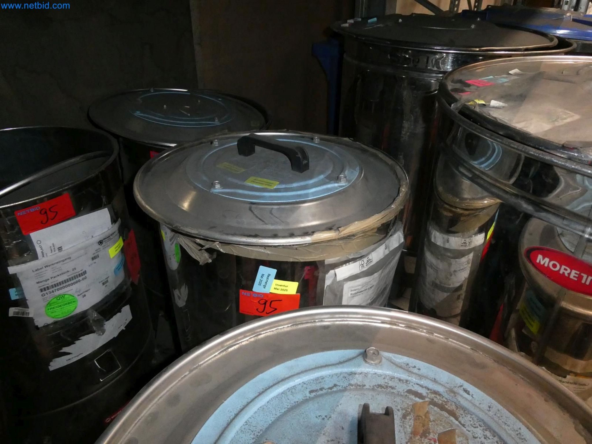 Engel Spritzgießmaschinen und Maschinen aus der Kunststoffindustrie-7