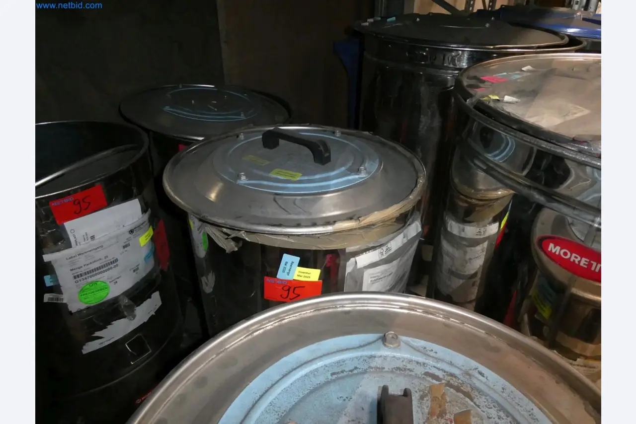 Engel Spritzgießmaschinen und Maschinen aus der Kunststoffindustrie-7