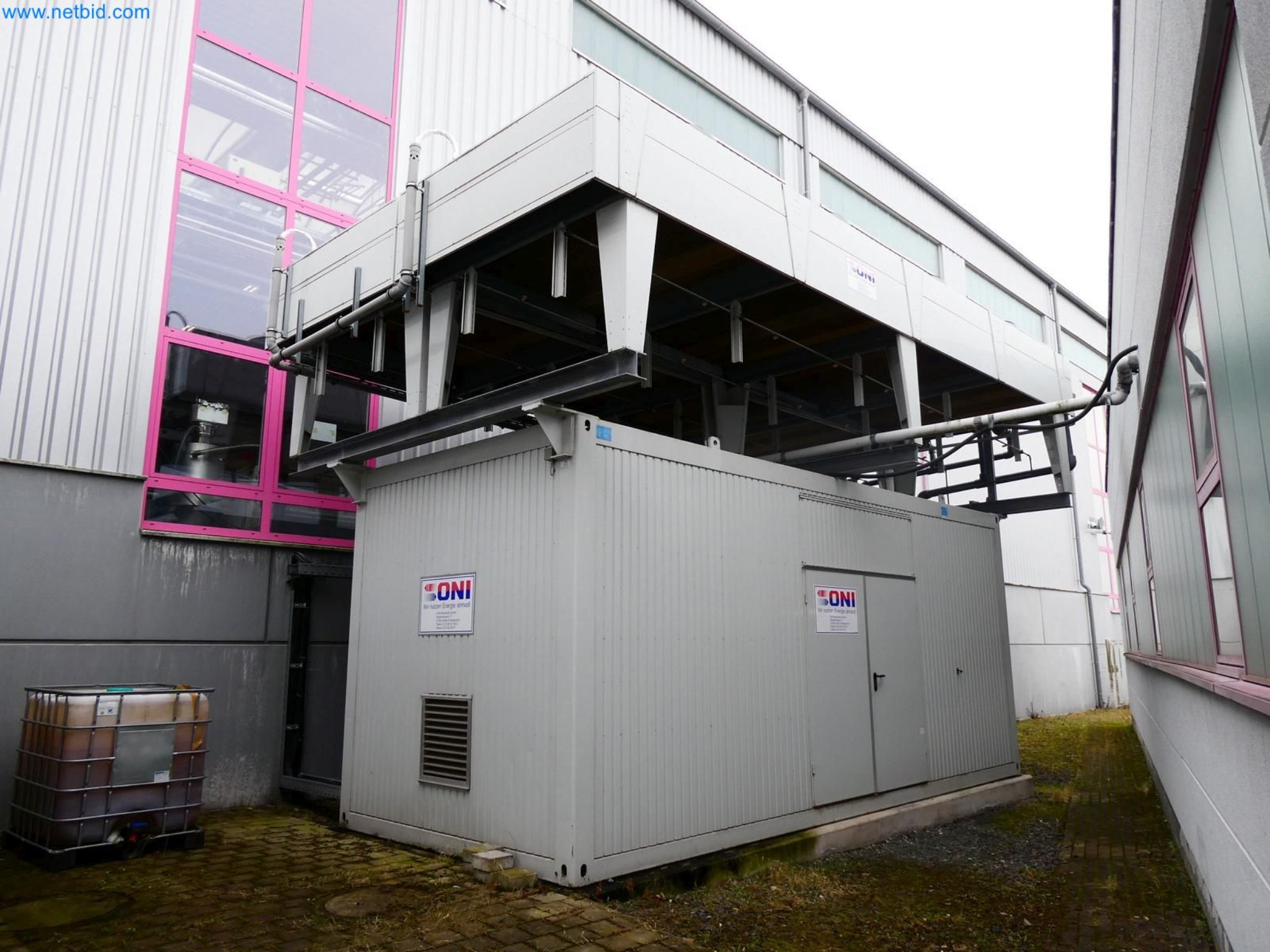 Engel Spritzgießmaschinen und Maschinen aus der Kunststoffindustrie-1