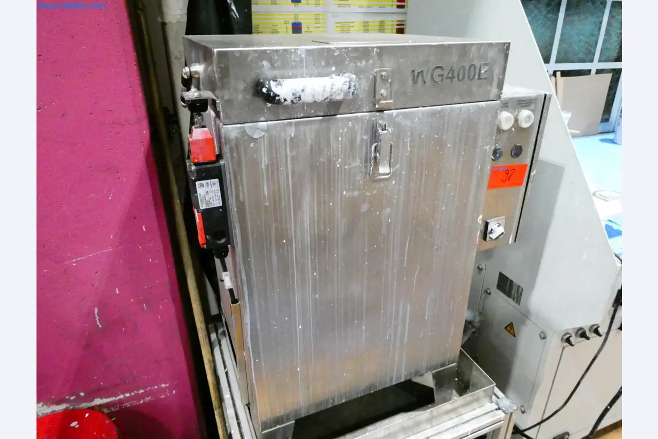 Engel Spritzgießmaschinen und Maschinen aus der Kunststoffindustrie-2