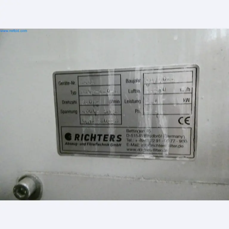 Engel Spritzgießmaschinen und Maschinen aus der Kunststoffindustrie-3