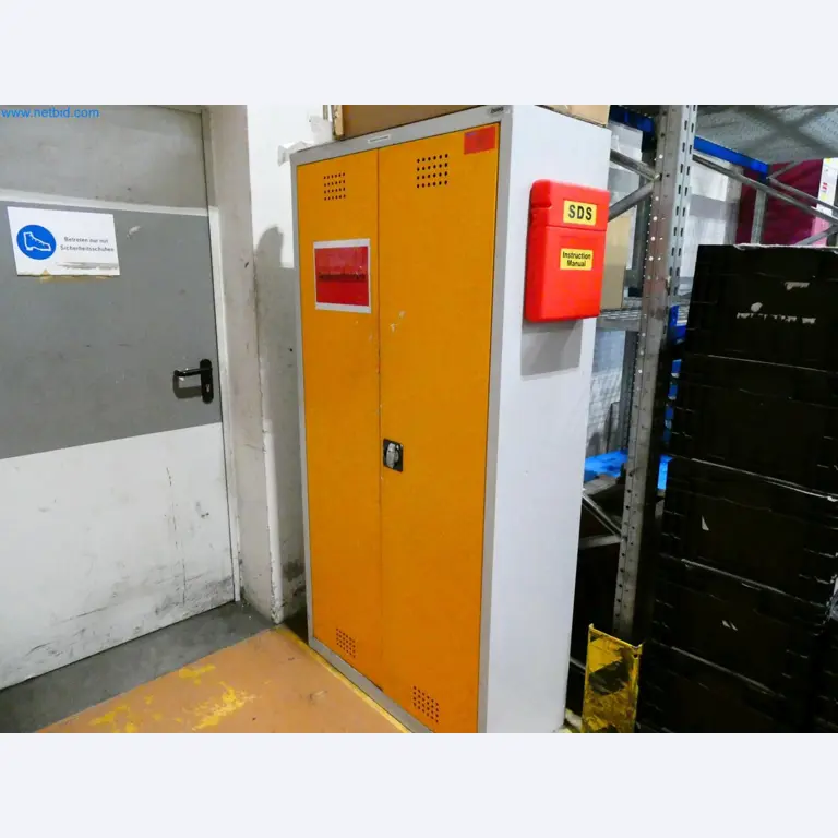 Engel Spritzgießmaschinen und Maschinen aus der Kunststoffindustrie-6