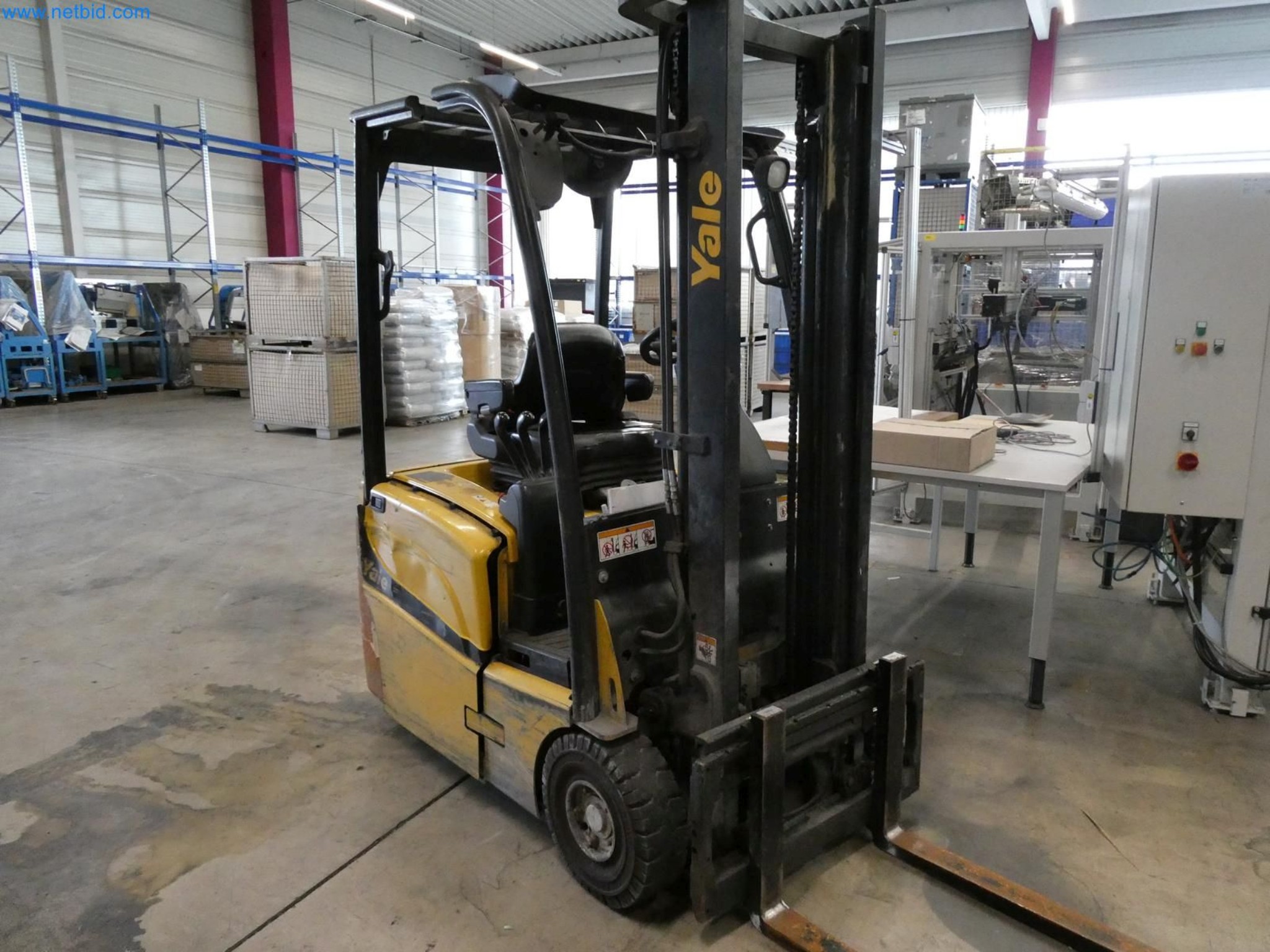 Engel Spritzgießmaschinen und Maschinen aus der Kunststoffindustrie-1