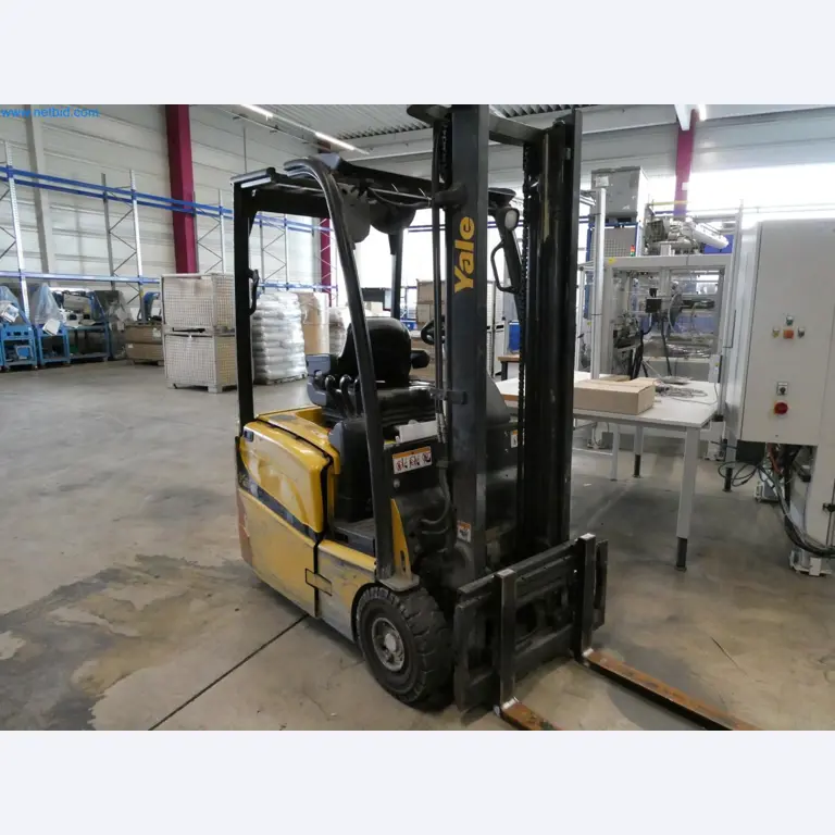 Engel Spritzgießmaschinen und Maschinen aus der Kunststoffindustrie-1