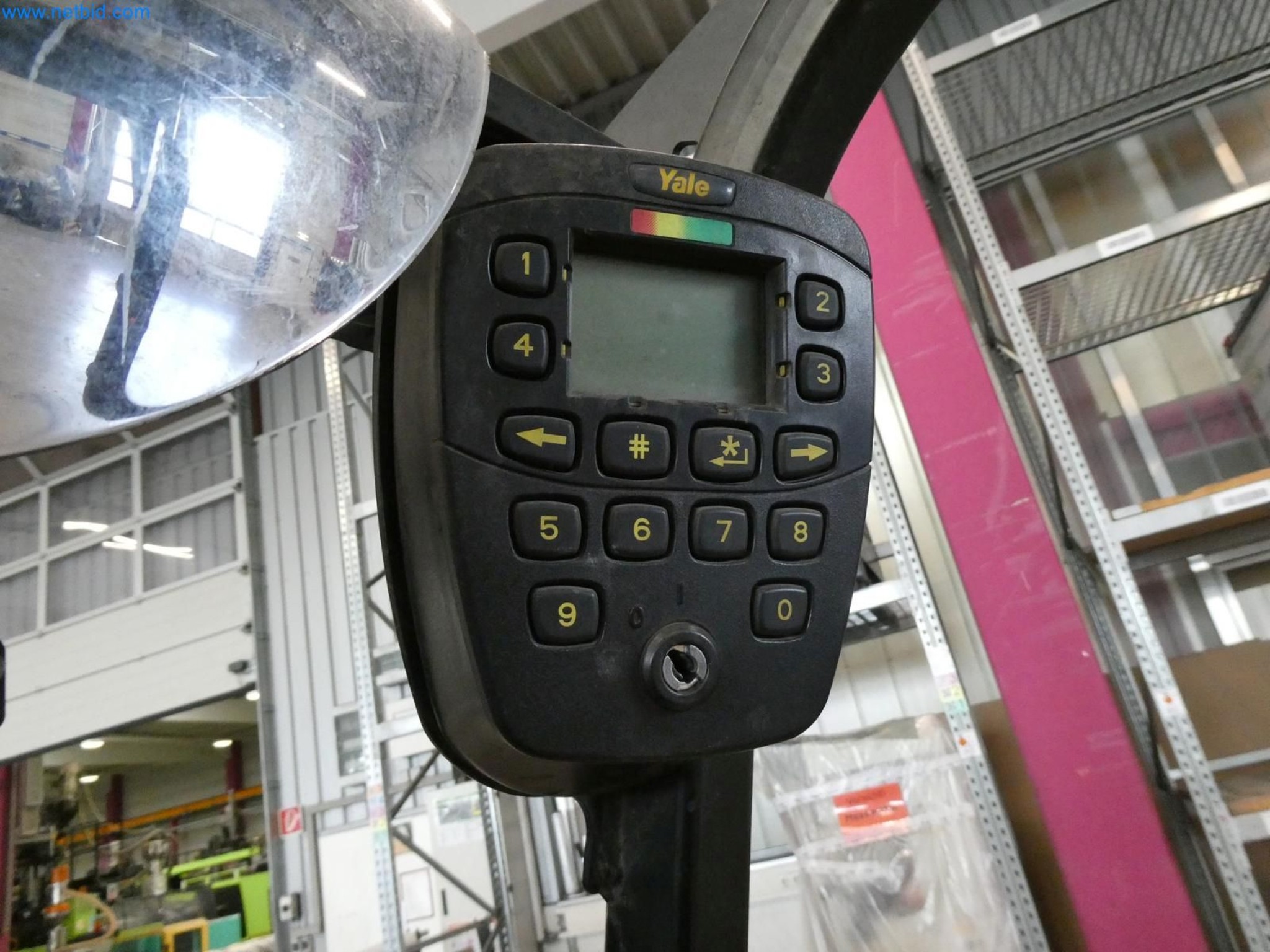 Engel Spritzgießmaschinen und Maschinen aus der Kunststoffindustrie-6