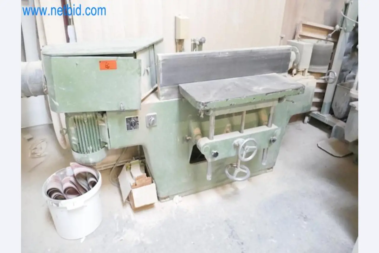 Máquinas del sector de la carpintería, construcción de ventanas y máquinas manuales-15