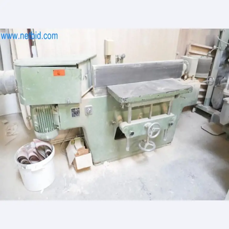 Máquinas del sector de la carpintería, construcción de ventanas y máquinas manuales-15