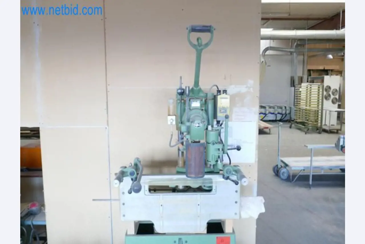 Machines for carpentry, window construction, manual machines-2