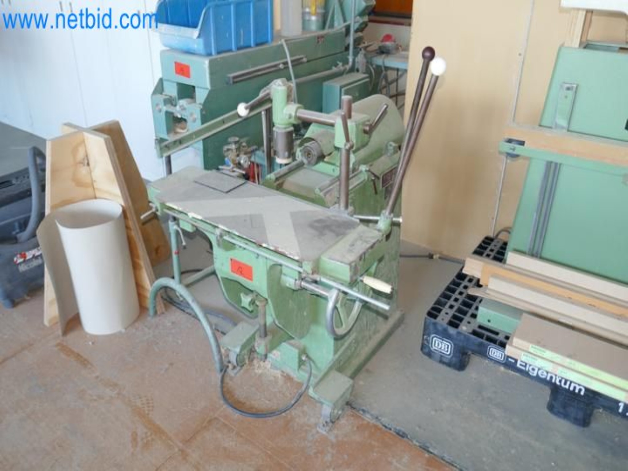 Machines for carpentry, window construction, manual machines-1