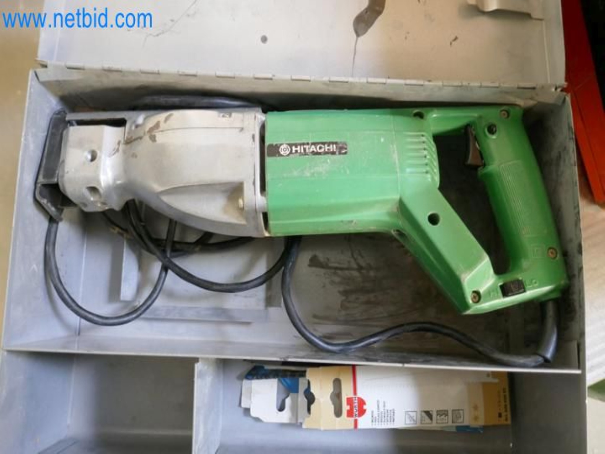 Machines for carpentry, window construction, manual machines-1