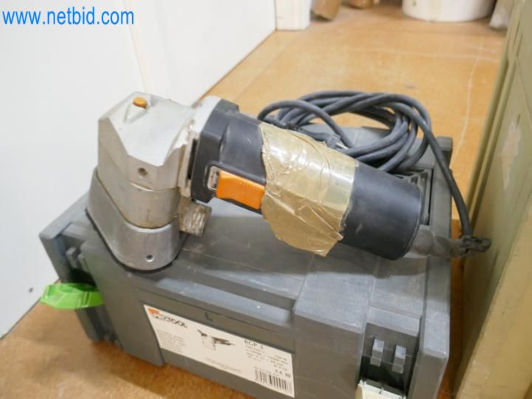 Machines for carpentry, window construction, manual machines-4