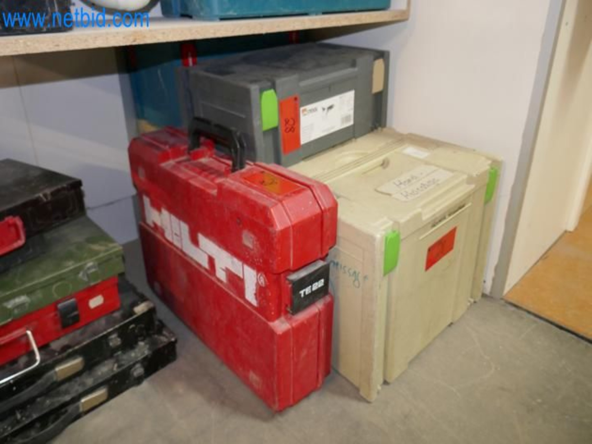 Machines for carpentry, window construction, manual machines-8