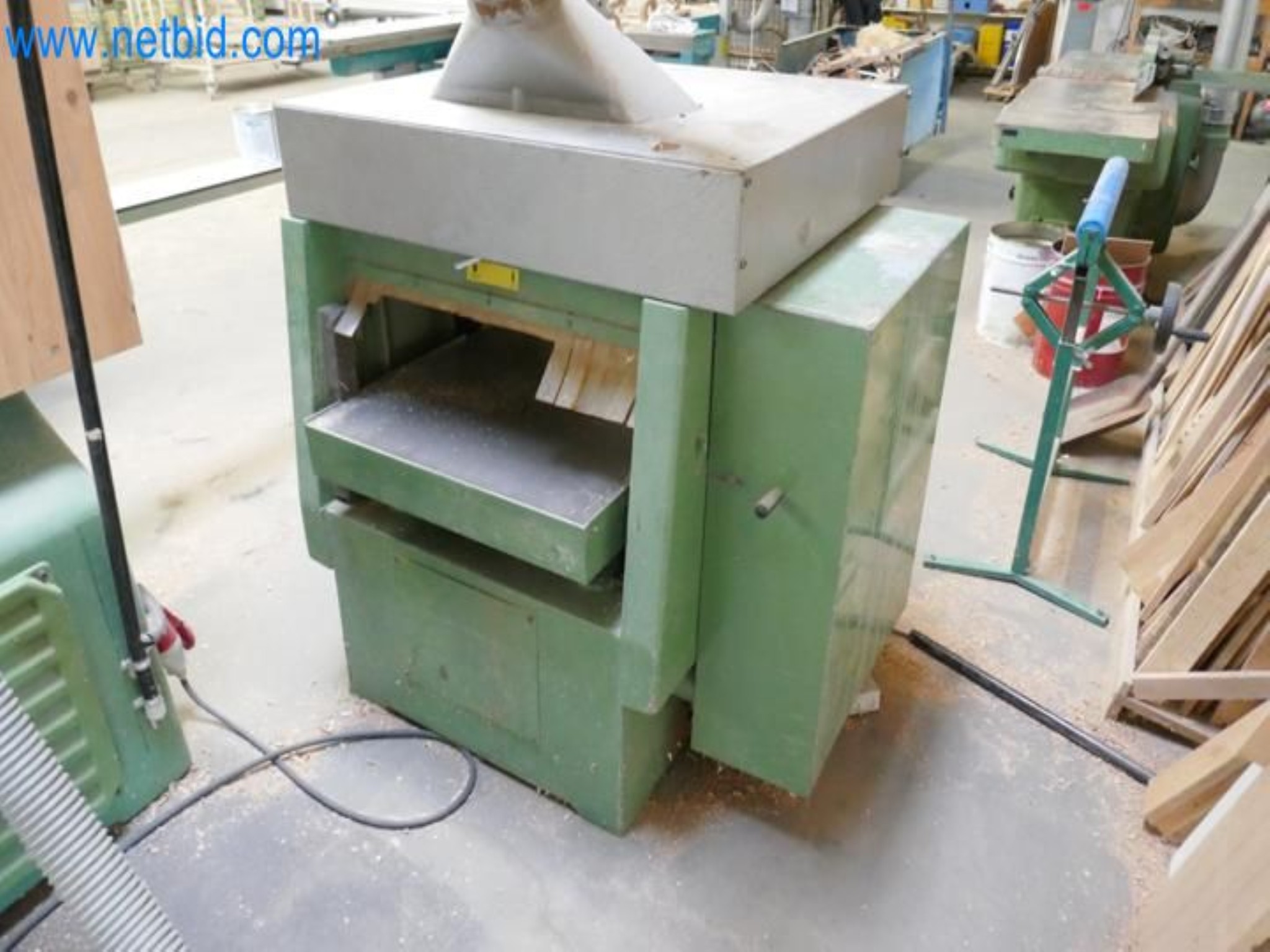 Stroji s področja mizarstva, izdelave oken in ročnih strojev-1