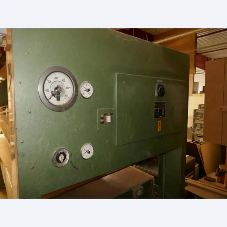 Maszyny z branży stolarskiej, budowy okien, maszyny ręczne-2