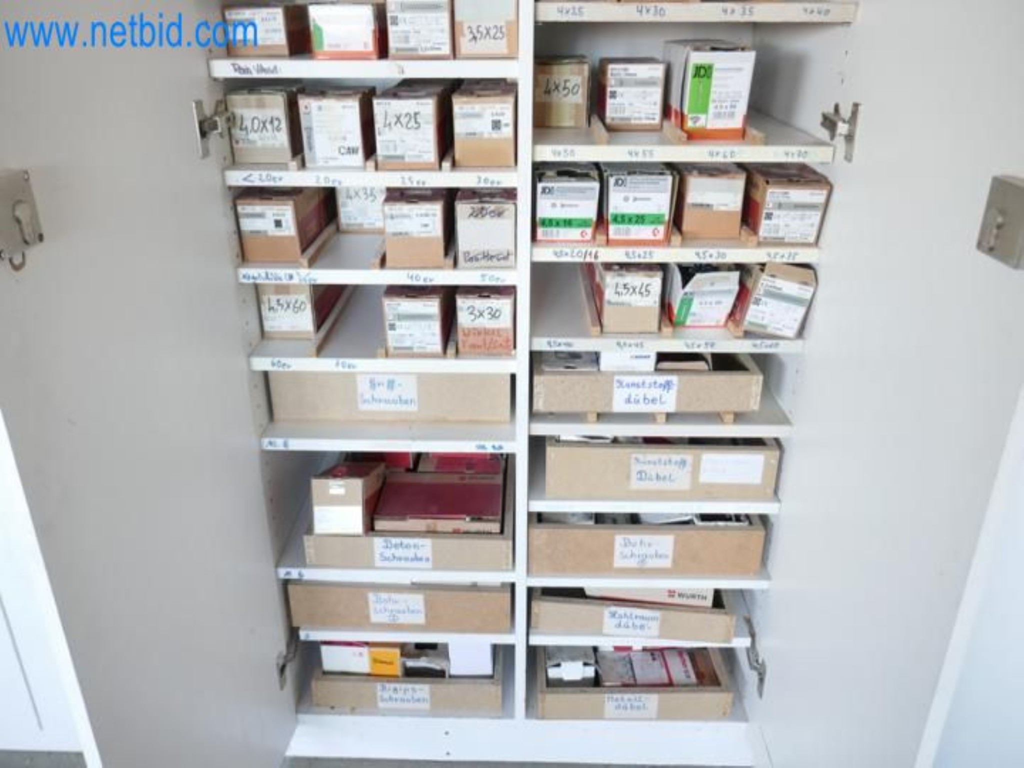 Machines for carpentry, window construction, manual machines-3