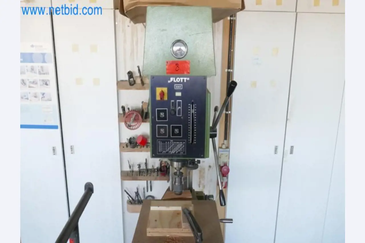 Stroji s področja mizarstva, izdelave oken in ročnih strojev-2