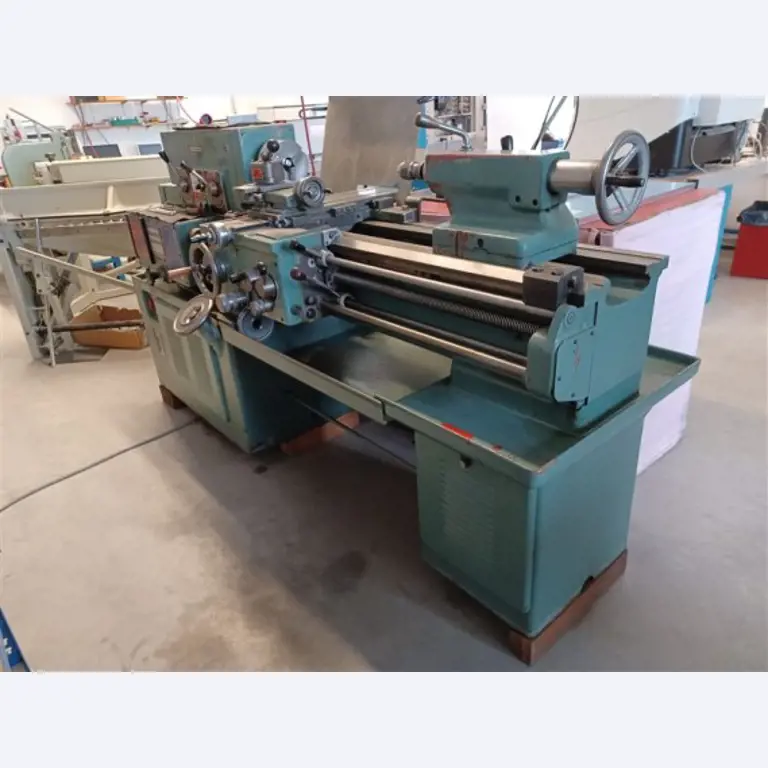 Maszyny, systemy, sprzęt biurowy, akcesoria i części IT firmy zajmującej się inżynierią mechaniczną dla "mikro" maszyn CNC, producenta elementów sterujących i twórcy oprogramowania.-6