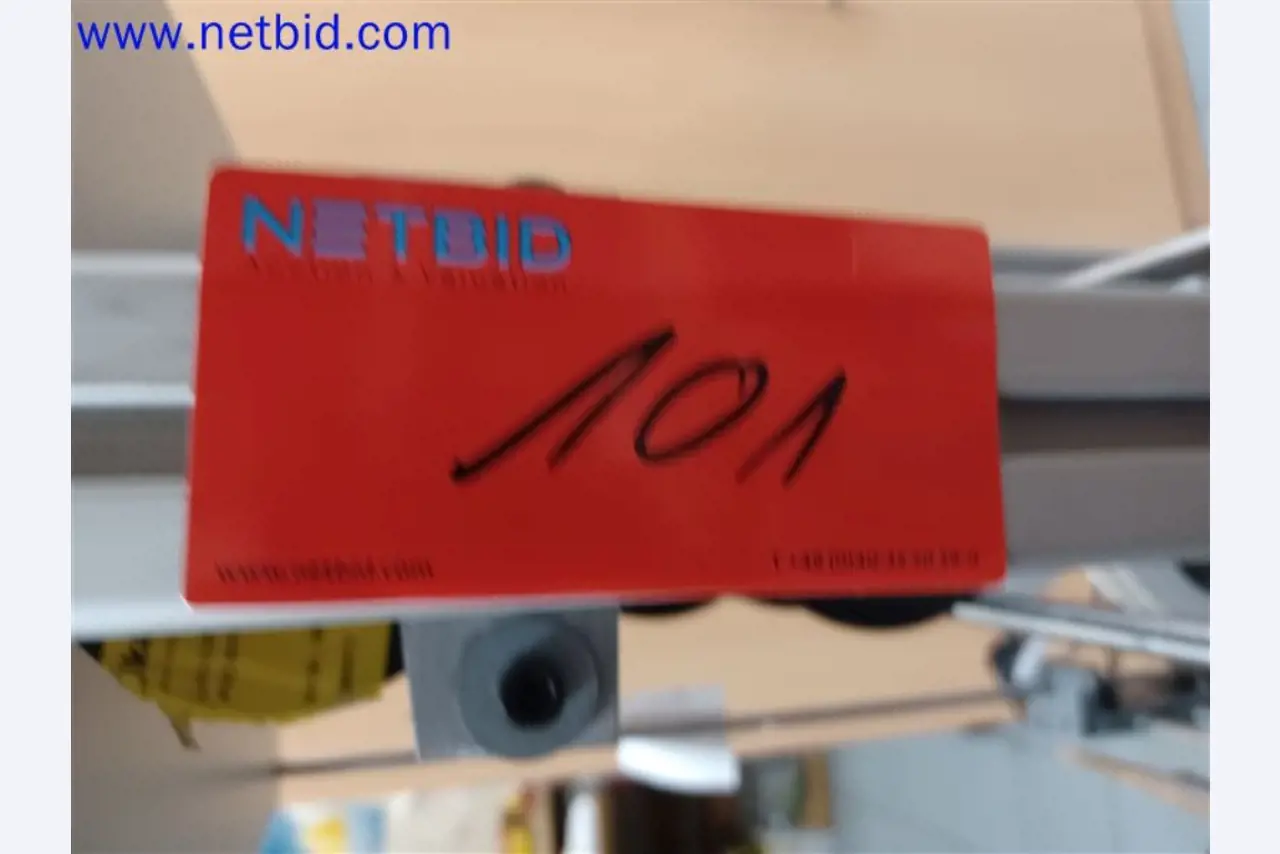 Machines, systemen, kantooruitrusting, accessoires en IT-onderdelen van een machinebouwbedrijf voor "micro" CNC-machines, fabrikant van besturingselementen en softwareontwikkelaar-2