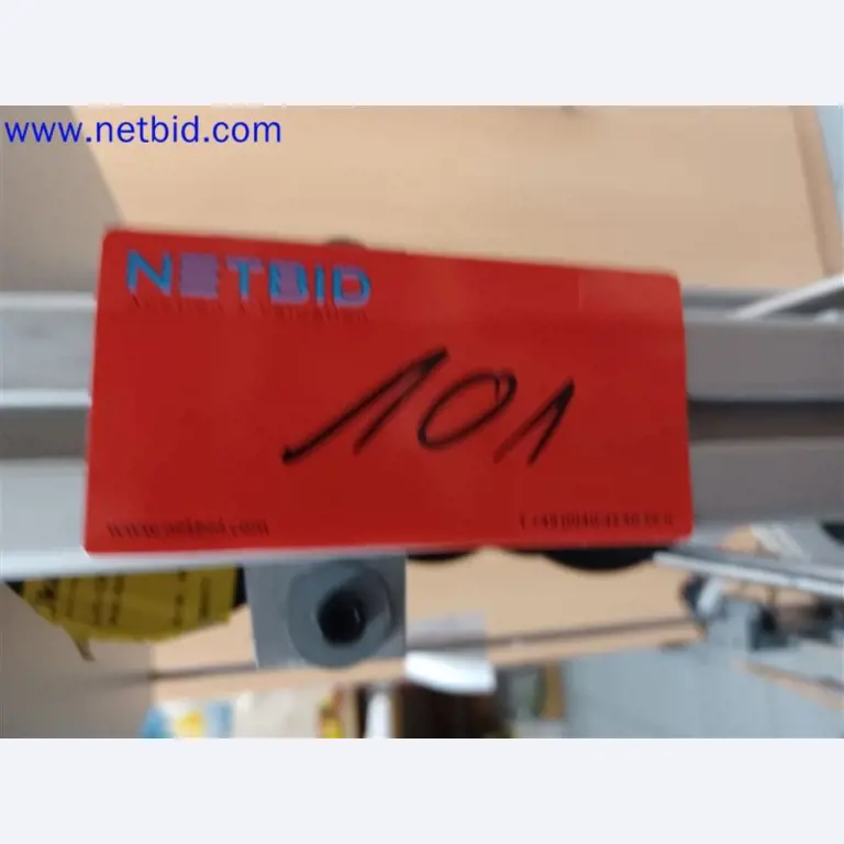 Machines, systemen, kantooruitrusting, accessoires en IT-onderdelen van een machinebouwbedrijf voor "micro" CNC-machines, fabrikant van besturingselementen en softwareontwikkelaar-2