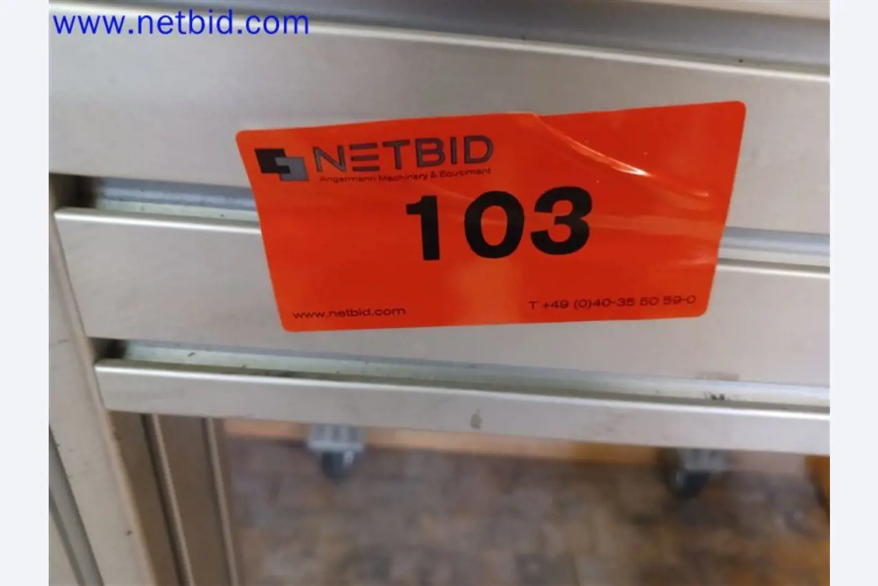 Maschinen, Anlagen, Büroeinrichtung, Zubehör und IT-Teile eines Maschinenbauers für „Kleinst“-CNC-Maschinen, Hersteller von Steuerelementen und Entwicklers von Software-2