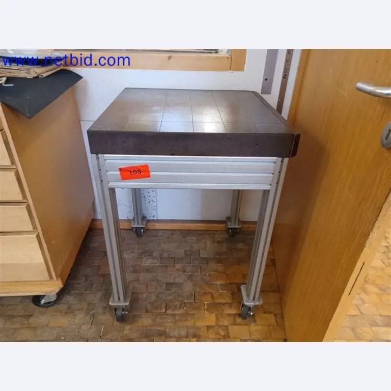 Maschinen, Anlagen, Büroeinrichtung, Zubehör und IT-Teile eines Maschinenbauers für „Kleinst“-CNC-Maschinen, Hersteller von Steuerelementen und Entwicklers von Software-1