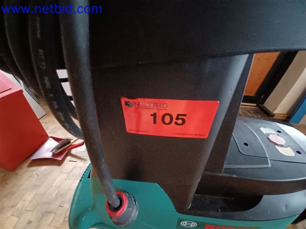 Stroje, systémy, kancelářské vybavení, příslušenství a IT části strojírenské společnosti pro "mikro" CNC stroje, výrobce řídicích prvků a vývojář softwaru.-2