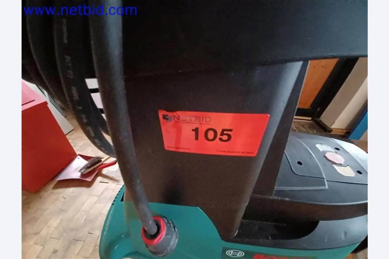 Stroje, systémy, kancelářské vybavení, příslušenství a IT části strojírenské společnosti pro "mikro" CNC stroje, výrobce řídicích prvků a vývojář softwaru.-2