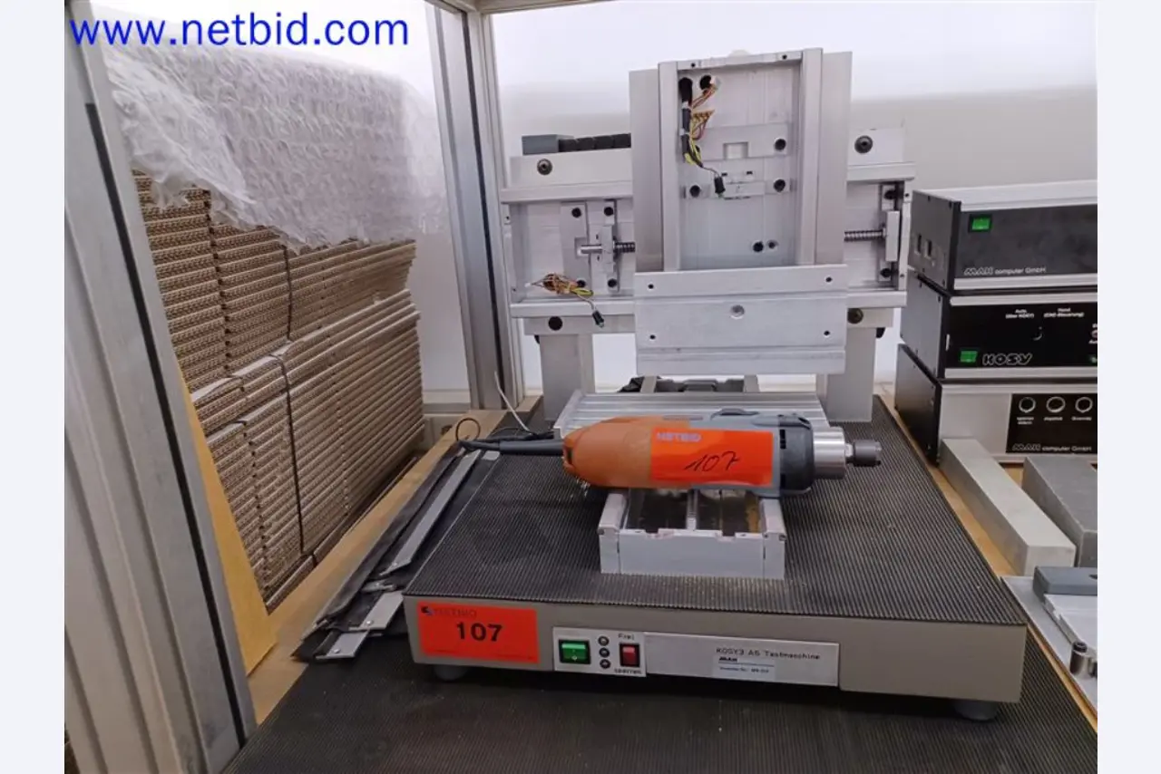 Maschinen, Anlagen, Büroeinrichtung, Zubehör und IT-Teile eines Maschinenbauers für „Kleinst“-CNC-Maschinen, Hersteller von Steuerelementen und Entwicklers von Software-1