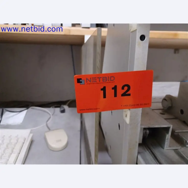 Maschinen, Anlagen, Büroeinrichtung, Zubehör und IT-Teile eines Maschinenbauers für „Kleinst“-CNC-Maschinen, Hersteller von Steuerelementen und Entwicklers von Software-2