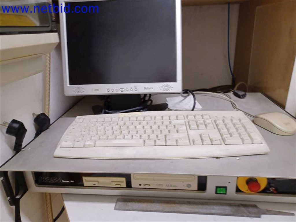 Maschinen, Anlagen, Büroeinrichtung, Zubehör und IT-Teile eines Maschinenbauers für „Kleinst“-CNC-Maschinen, Hersteller von Steuerelementen und Entwicklers von Software-3