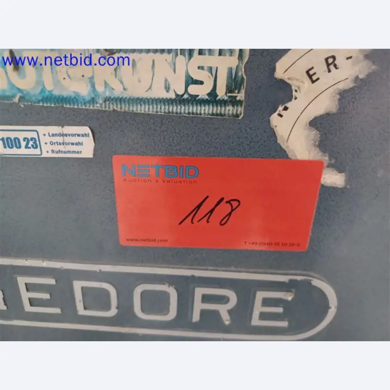 Stroje, systémy, kancelářské vybavení, příslušenství a IT části strojírenské společnosti pro "mikro" CNC stroje, výrobce řídicích prvků a vývojář softwaru.-2