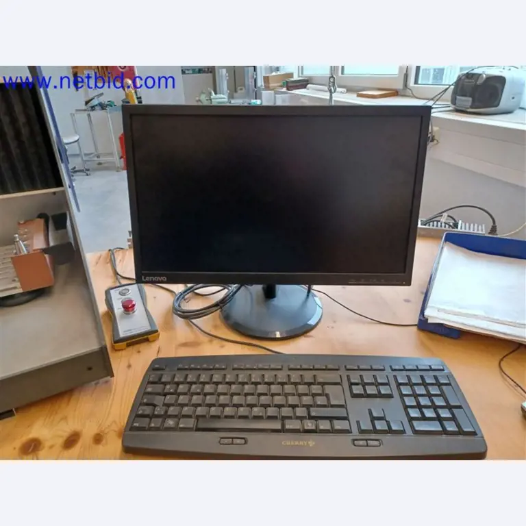 Stroje, systémy, kancelářské vybavení, příslušenství a IT části strojírenské společnosti pro "mikro" CNC stroje, výrobce řídicích prvků a vývojář softwaru.-5