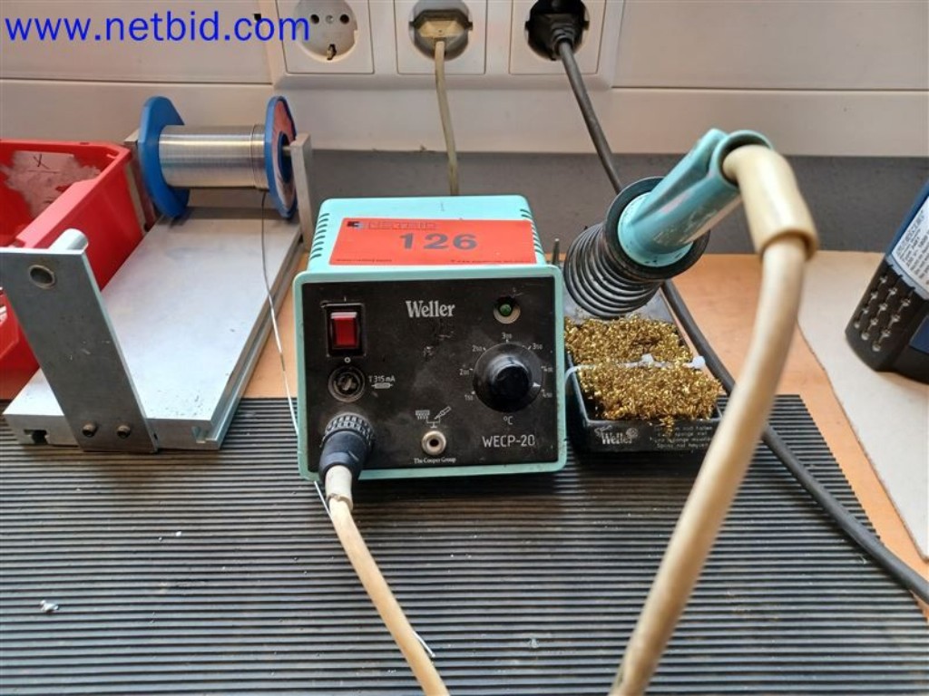 Stroje, systémy, kancelářské vybavení, příslušenství a IT části strojírenské společnosti pro "mikro" CNC stroje, výrobce řídicích prvků a vývojář softwaru.-3