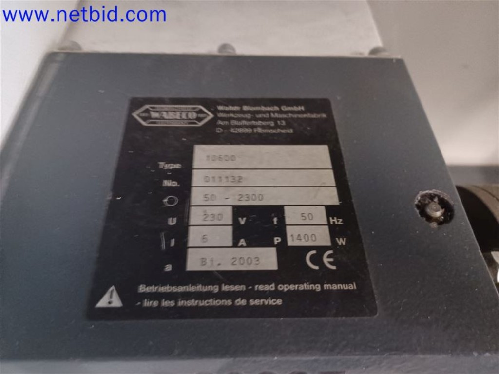 Stroje, systémy, kancelářské vybavení, příslušenství a IT části strojírenské společnosti pro "mikro" CNC stroje, výrobce řídicích prvků a vývojář softwaru.-3