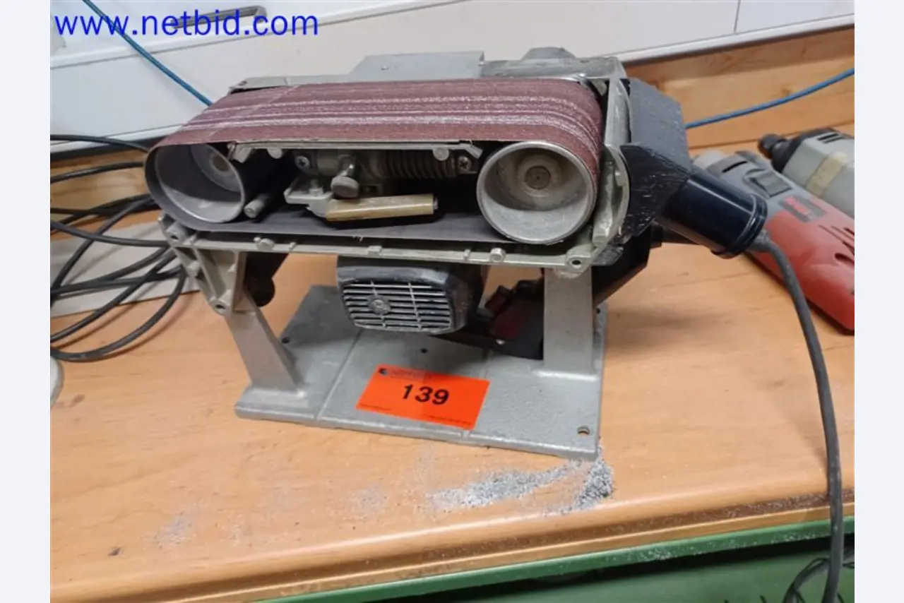 Maschinen, Anlagen, Büroeinrichtung, Zubehör und IT-Teile eines Maschinenbauers für „Kleinst“-CNC-Maschinen, Hersteller von Steuerelementen und Entwicklers von Software-3