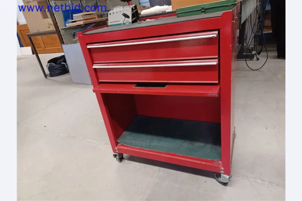 Stroje, systémy, kancelářské vybavení, příslušenství a IT části strojírenské společnosti pro "mikro" CNC stroje, výrobce řídicích prvků a vývojář softwaru.-3