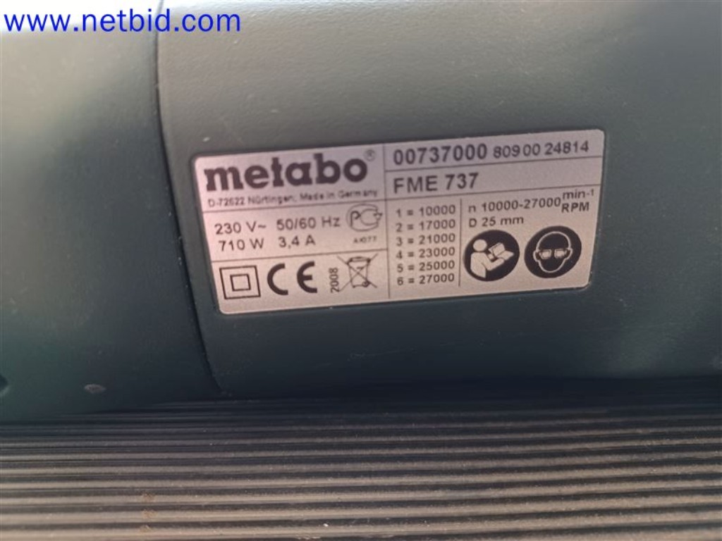 Stroje, systémy, kancelářské vybavení, příslušenství a IT části strojírenské společnosti pro "mikro" CNC stroje, výrobce řídicích prvků a vývojář softwaru.-3