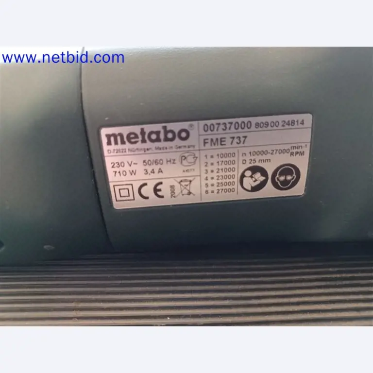 Stroje, systémy, kancelářské vybavení, příslušenství a IT části strojírenské společnosti pro "mikro" CNC stroje, výrobce řídicích prvků a vývojář softwaru.-3