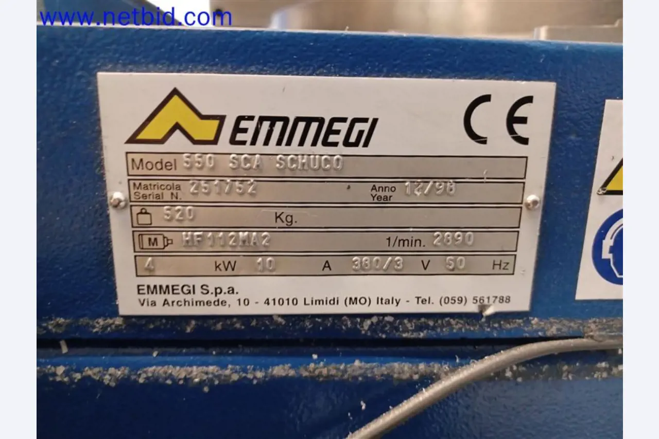 Stroje, systémy, kancelářské vybavení, příslušenství a IT části strojírenské společnosti pro "mikro" CNC stroje, výrobce řídicích prvků a vývojář softwaru.-4