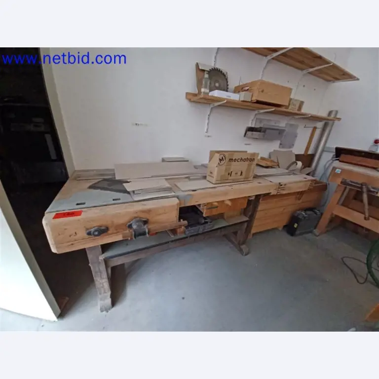 Maschinen, Anlagen, Büroeinrichtung, Zubehör und IT-Teile eines Maschinenbauers für „Kleinst“-CNC-Maschinen, Hersteller von Steuerelementen und Entwicklers von Software-3