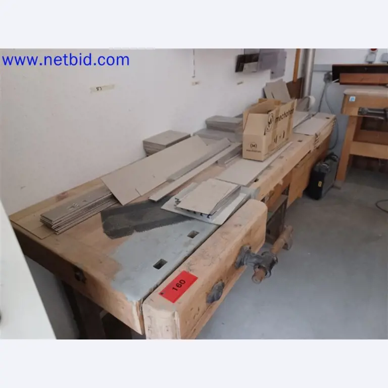 Maschinen, Anlagen, Büroeinrichtung, Zubehör und IT-Teile eines Maschinenbauers für „Kleinst“-CNC-Maschinen, Hersteller von Steuerelementen und Entwicklers von Software-1